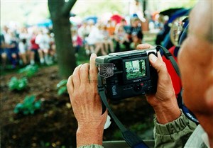 Image description is not available for 2000.375